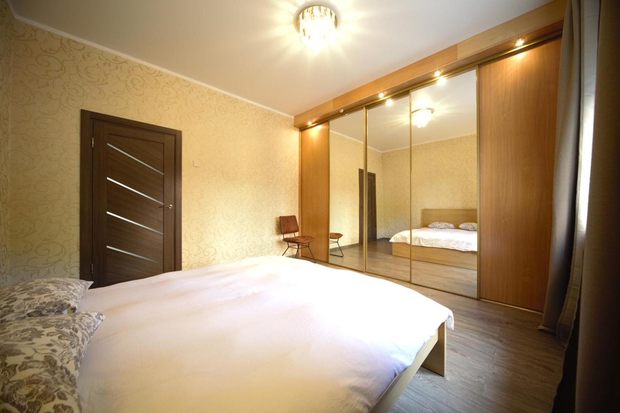 Three Bedroom Apartment Old Town Рига Екстериор снимка